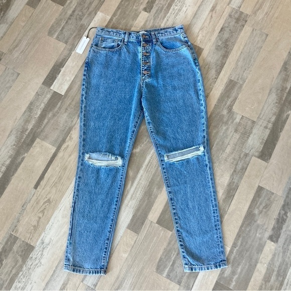 We Wore What Danielle High Rise Straight Leg Distressed Jeans Size 31 NWT EB - Picture 16 of 16